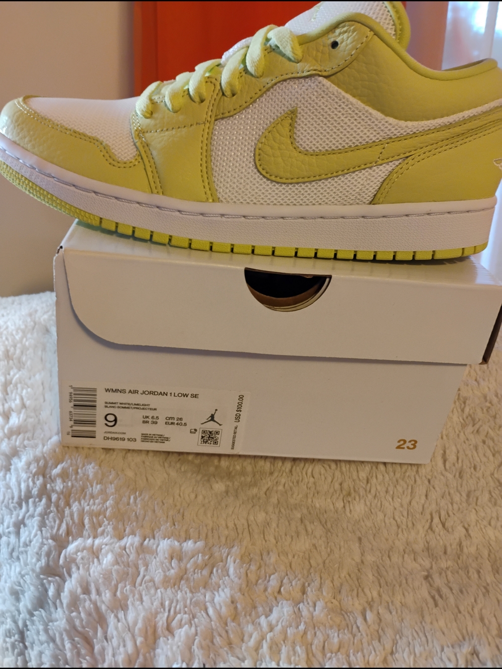 Nike WMNS Air Jordan 1 Low SE - Yellow White